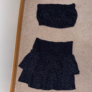 Navy blue Tiered Mini Skirt with Dot Pattern